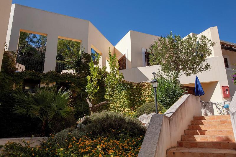Villaggio Cala Mancina - Genel
