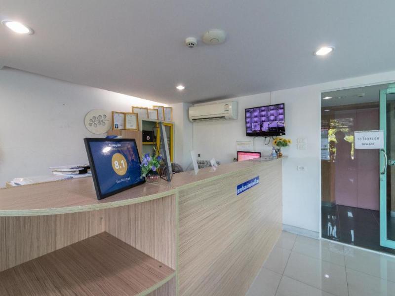 Townhouse Siam Privi Hotel - Lobi