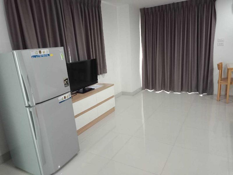 Townhouse Siam Privi Hotel - Genel