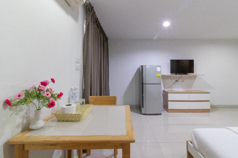 Townhouse Siam Privi Hotel - Oda