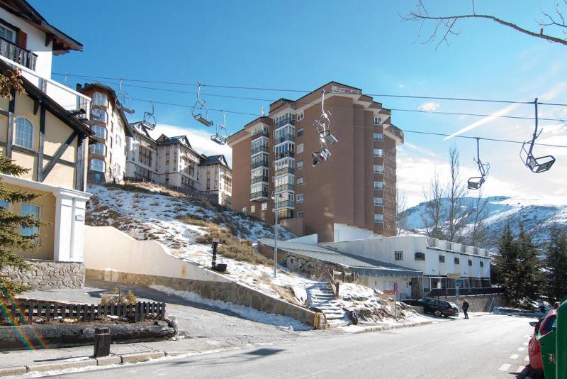 Apts Todosierranevada Edif Alhambra - Oda