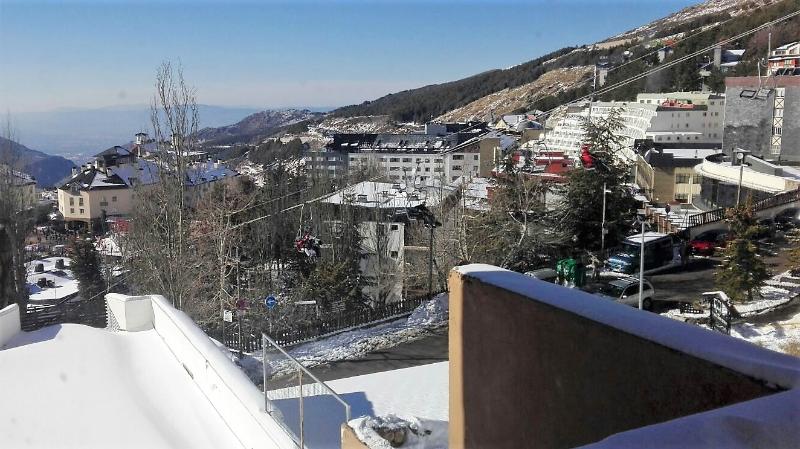 Apts Todosierranevada Edif Alhambra - Oda