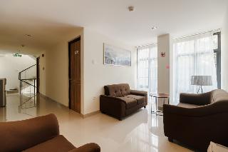 Residences by RedDoorz @ Guntur Raya Setiabudi otel fotoğrafı
