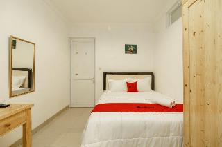 RedDoorz Syariah Plus near Pancoran 2 fotoÄŸrafÄ±
