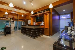 RedDoorz Premium @ Ampera Raya 2 fotoÄŸrafÄ±