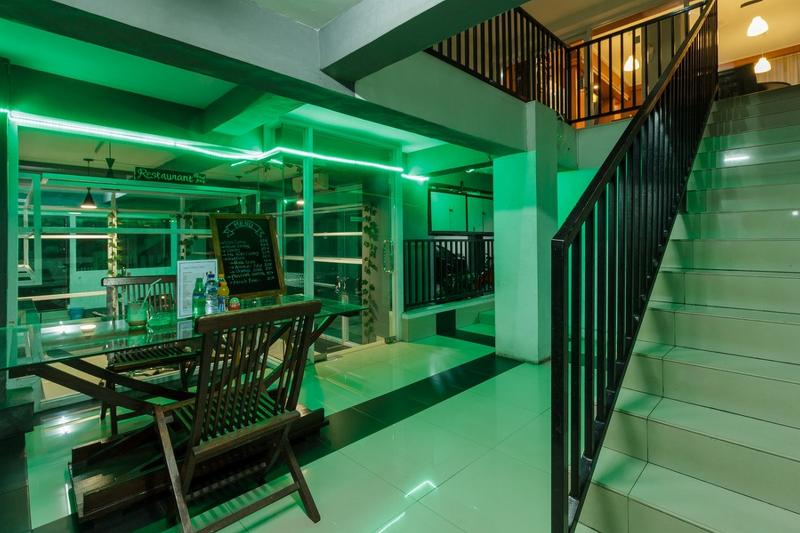 RedDoorz Premium @ Ampera Raya 2 - Lobi