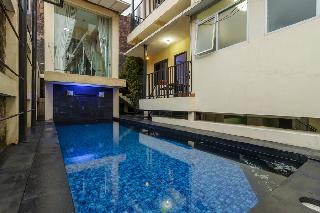 RedDoorz Premium @ Ampera Raya 2 fotoÄŸrafÄ±