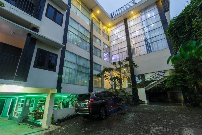 RedDoorz Premium @ Ampera Raya 2 - Genel