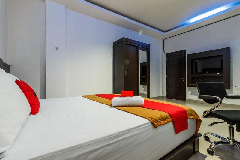 RedDoorz Premium @ Ampera Raya 2 - Oda