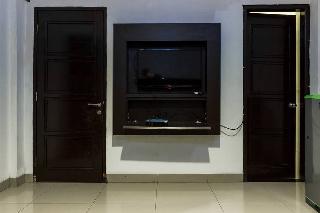 RedDoorz Premium @ Ampera Raya 2 fotoÄŸrafÄ±