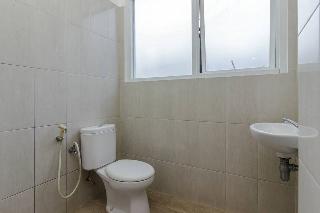 RedDoorz Premium @ Ampera Raya 2 fotoÄŸrafÄ±