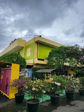RedDoorz Plus near Dunia Fantasi Ancol fotoÄŸrafÄ±
