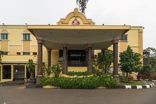 RedDoorz Plus near Dunia Fantasi Ancol fotoÄŸrafÄ±
