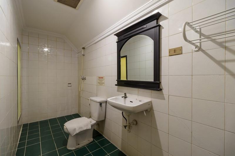 RedDoorz Plus near Ancol - Oda