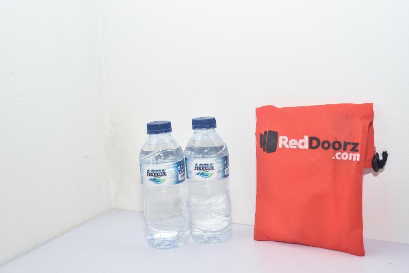 RedDoorz Plus @ Kemayoran - Genel