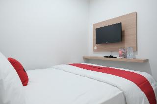 RedDoorz near Taman Palem fotoÄŸrafÄ±