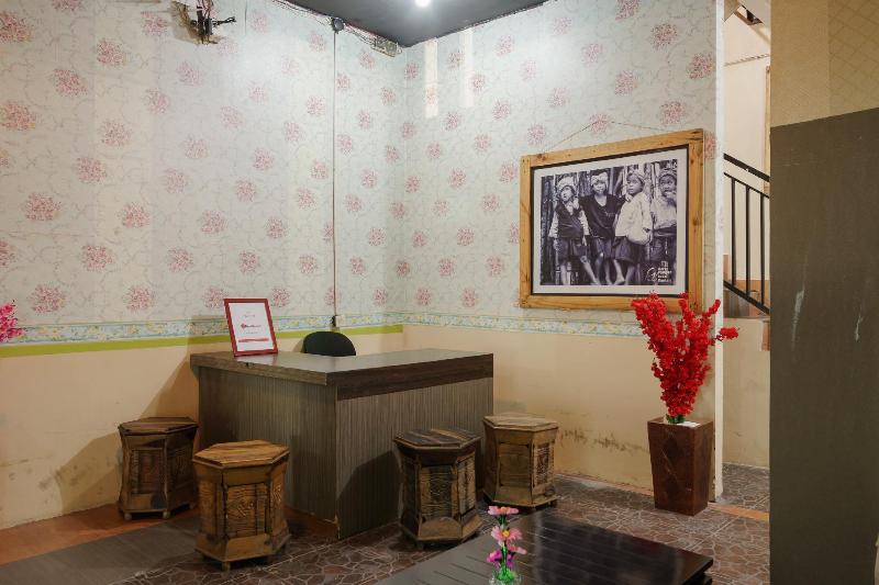 OYO 90358 Poris Residence - Lobi