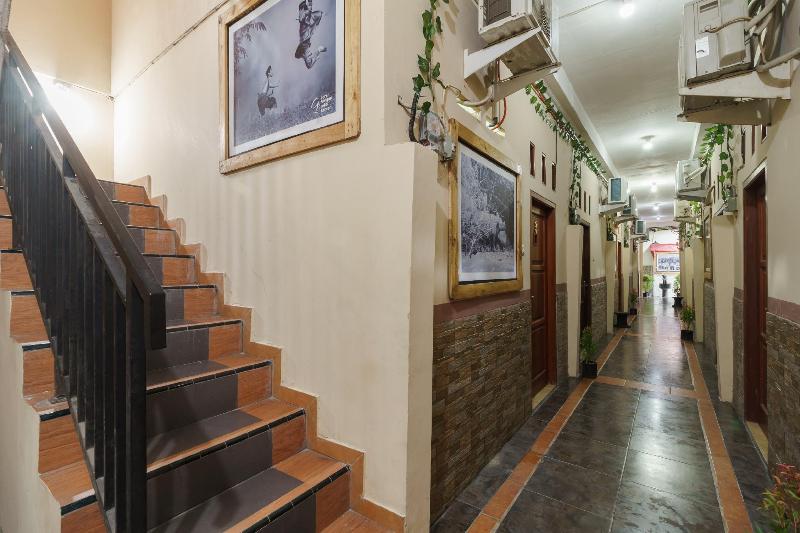 OYO 90358 Poris Residence - Genel