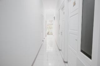 RedDoorz Syariah near Siloam Hospital Kebon Jeruk fotoÄŸrafÄ±