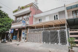 RedDoorz Syariah near Siloam Hospital Kebon Jeruk fotoÄŸrafÄ±