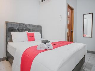 RedDoorz Syariah near Siloam Hospital Kebon Jeruk fotoÄŸrafÄ±