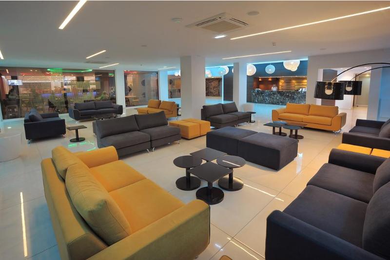 Nelia Beach Hotel & Spa - Lobi