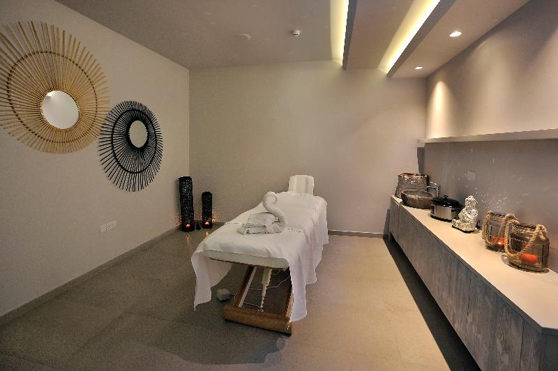 Nelia Beach Hotel & Spa - Aktivite