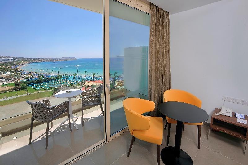 Nelia Beach Hotel & Spa - Oda