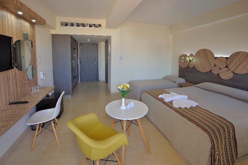 Nelia Beach Hotel & Spa - Oda