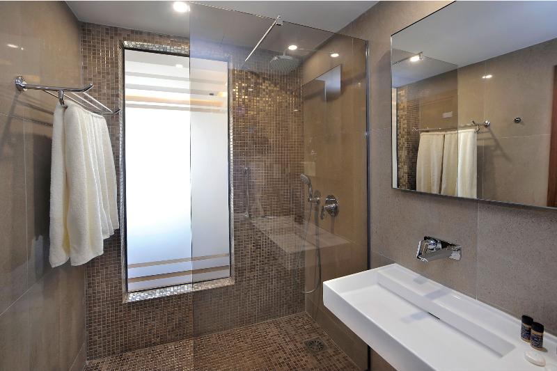 Nelia Beach Hotel & Spa - Oda