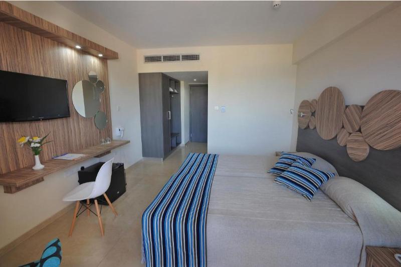 Nelia Beach Hotel & Spa - Oda