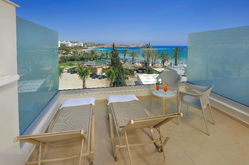 Nelia Beach Hotel & Spa - Oda