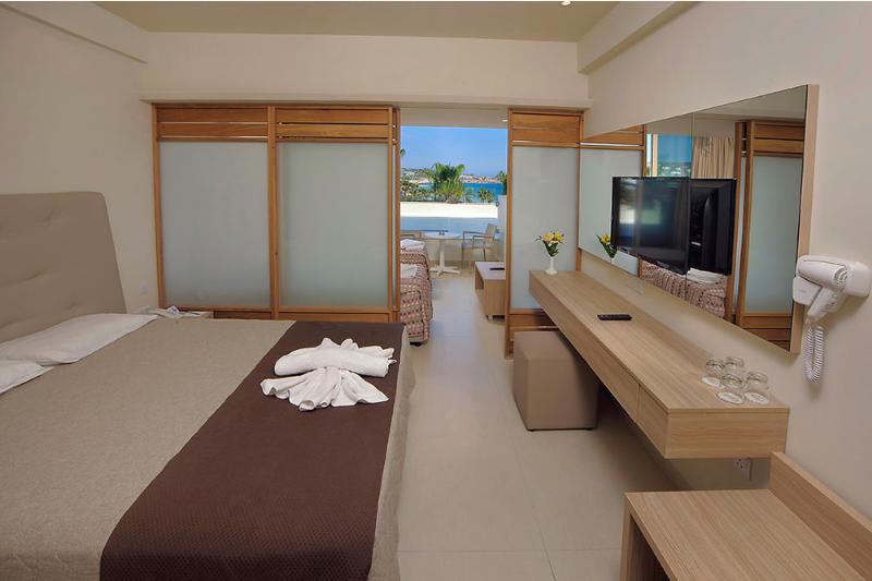 Nelia Beach Hotel & Spa - Oda
