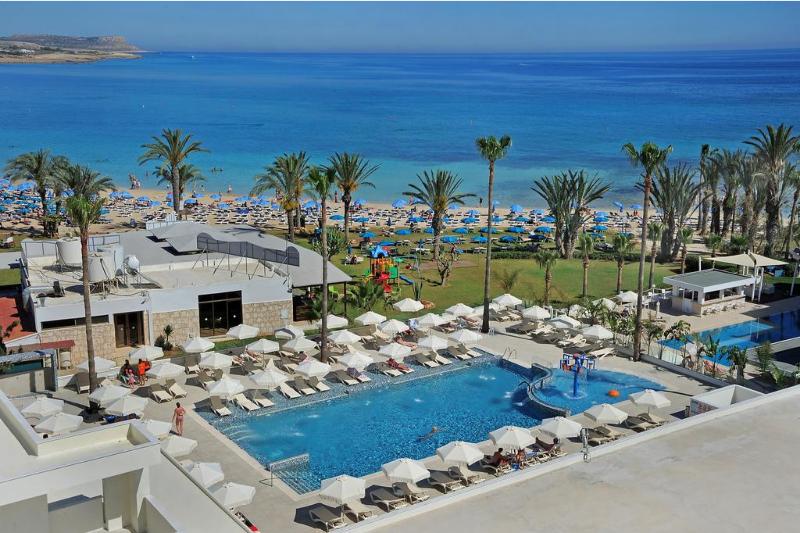 Nelia Beach Hotel & Spa - Havuz