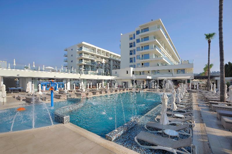 Nelia Beach Hotel & Spa - Havuz