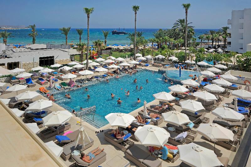Nelia Beach Hotel & Spa - Havuz