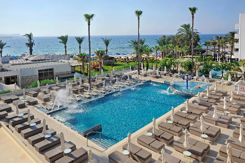 Nelia Beach Hotel & Spa - Havuz