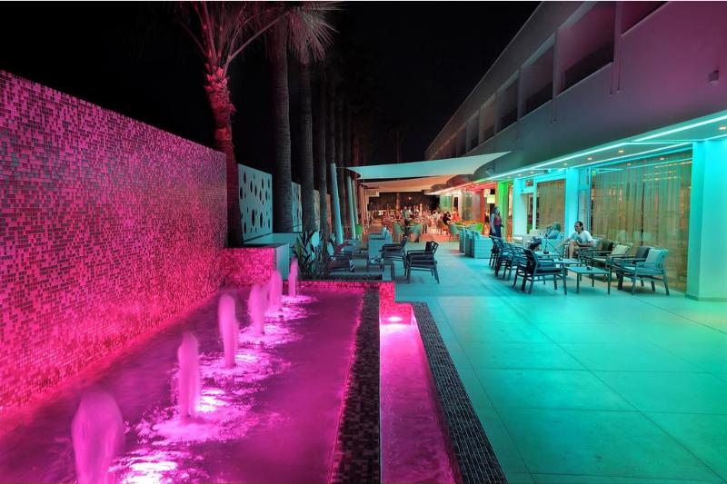 Nelia Beach Hotel & Spa - Restoran