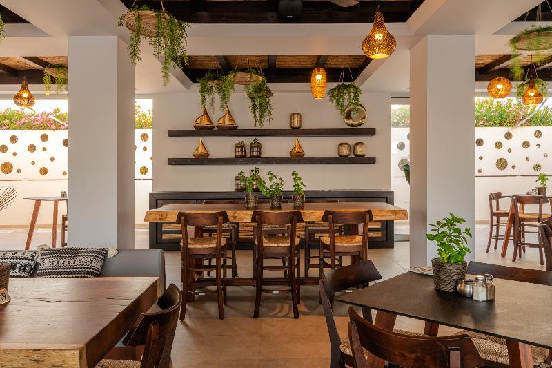 Nelia Beach Hotel & Spa - Restoran