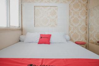 RedDoorz Apartment @ Saladin Mansion Margonda fotoÄŸrafÄ±