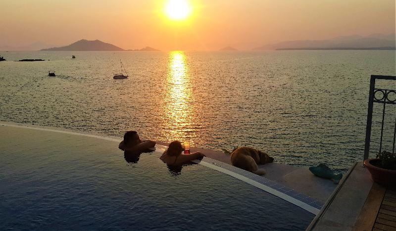 Ece Boutique Hotel - Sovalye Island - Havuz