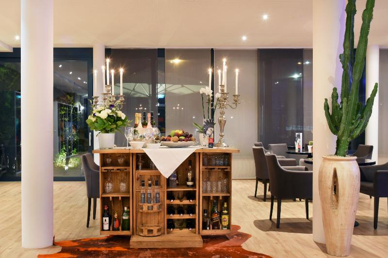 Amedia Luxury Suites Graz a Trademark by Wyndham - Bar