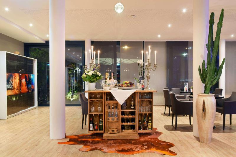 Amedia Luxury Suites Graz a Trademark by Wyndham - Bar