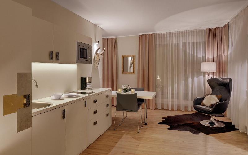 Amedia Luxury Suites Graz a Trademark by Wyndham - Oda