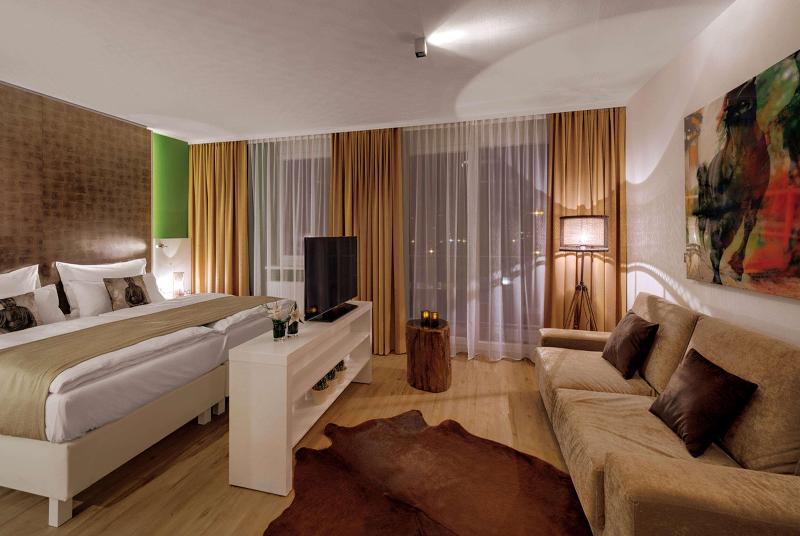 Amedia Luxury Suites Graz a Trademark by Wyndham - Oda