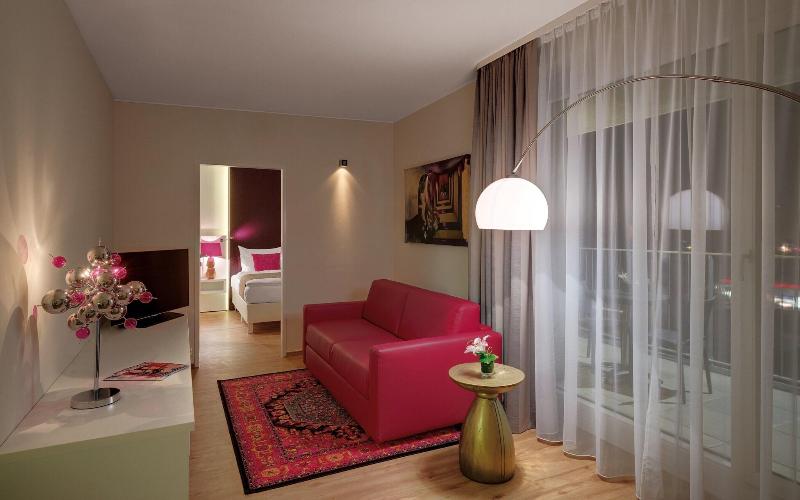 Amedia Luxury Suites Graz a Trademark by Wyndham - Oda