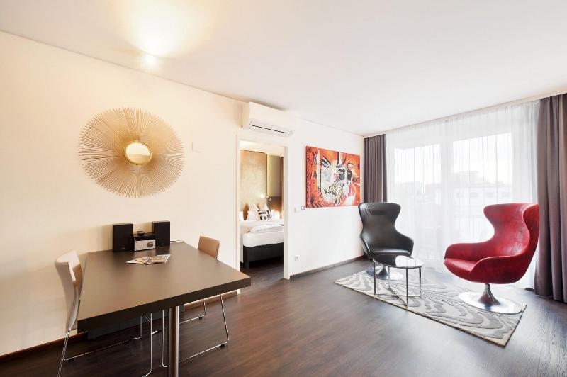 Amedia Luxury Suites Graz a Trademark by Wyndham - Oda