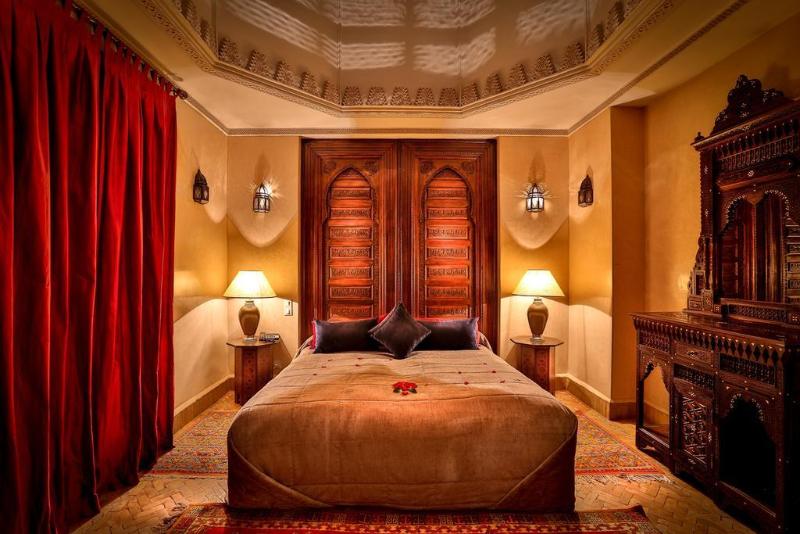 Riad Kniza - Genel