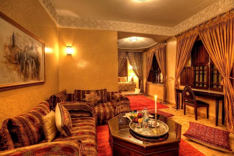 Riad Kniza - Genel