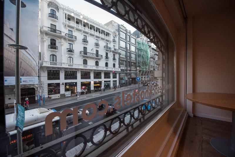 Room Gran Via - Lobi